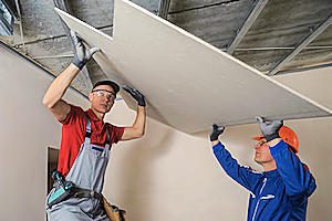 10 Étapes à suivre pour poser un plafond correctement à Saint-Victor-sur-Rhins